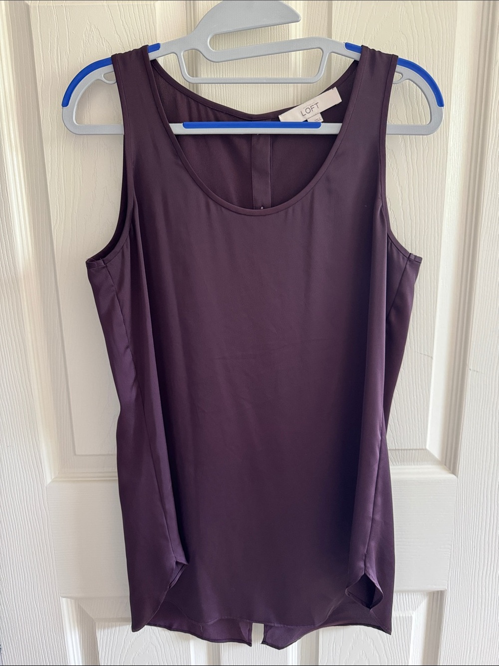 LOFT Plum Sleeveless Scoop Neck Shell